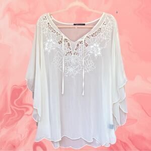 BCBGeneration sheer boho too with embroidery accent XL